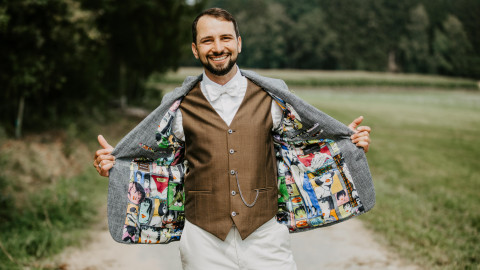 XUITS Luxury Tailoring | Hochzeitsanzüge nach Maß, Brautmode · Hochzeitsanzug Köln, Kontaktbild