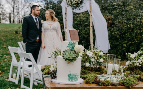 Hochzeit im Grünen - Feengleich heiraten im Wald Bild 1